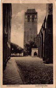 katedra glockenturm.jpg