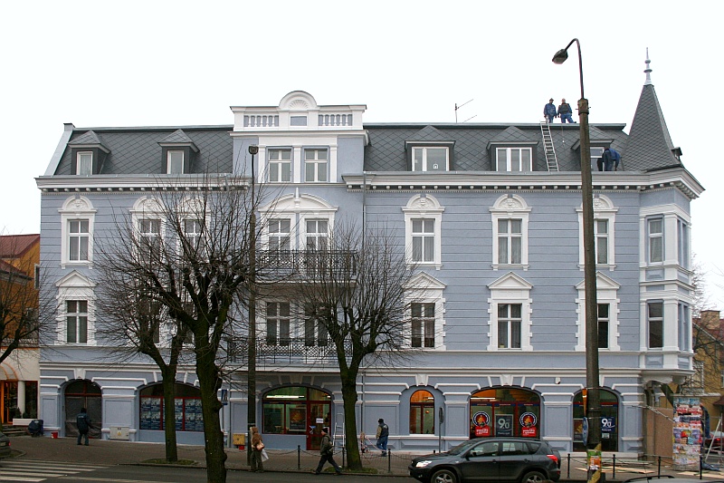 Kamienica Chopina Pilsudskiego 2.jpg