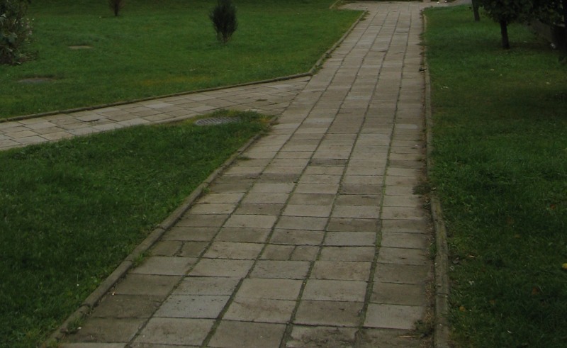 chodnik.jpg