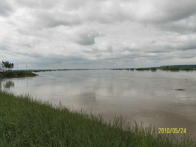 02 stamtąd przyjdzie woda.jpg