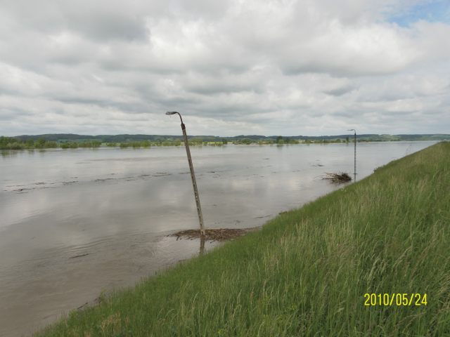 03 betonka też pod wodą.jpg