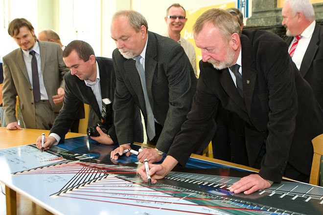 Podpisaie Umowy_4.jpg