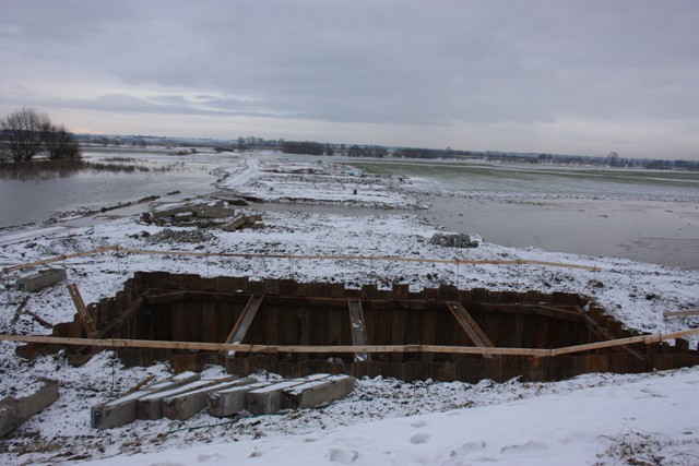 Pierwszy filar, później woda....jpg