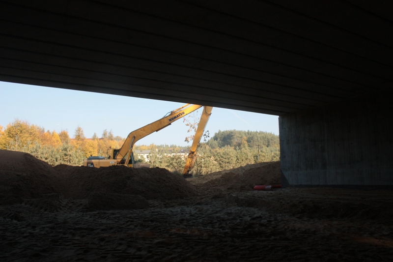 Budowa drogi dla zwierząt.JPG