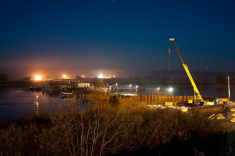 DSC_2898 budowa mostu noca.jpg