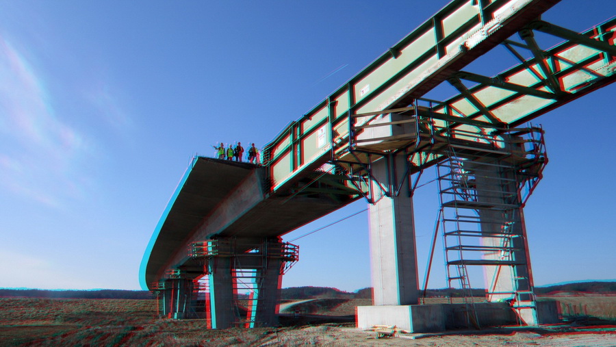 Anaglif Studio TBU4.jpg